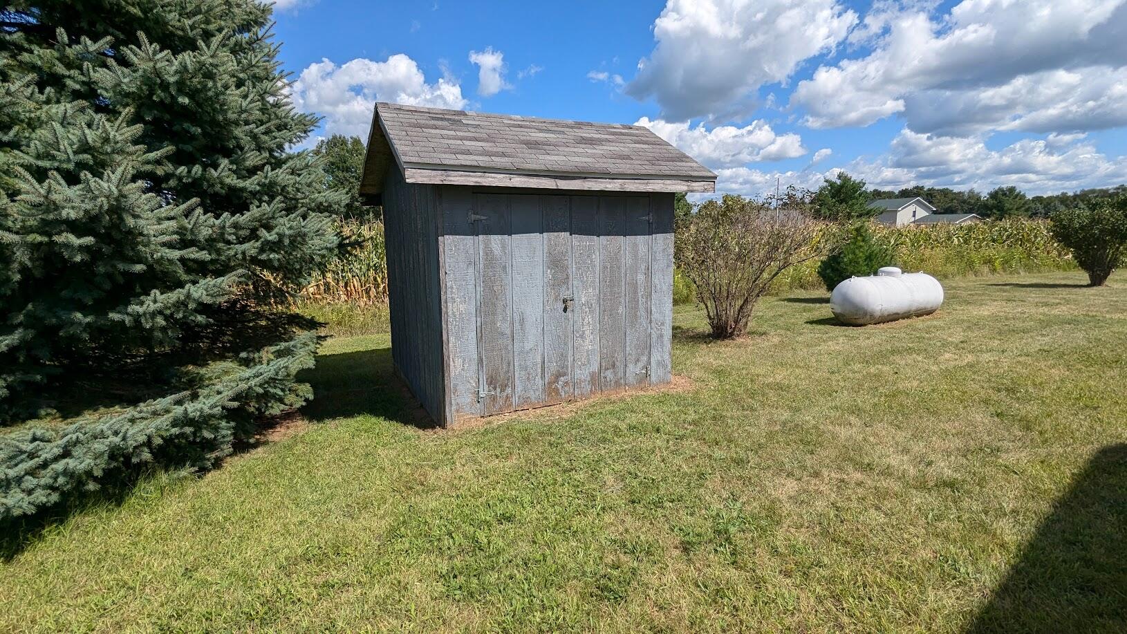 1001 Rierson Road Bronson, MI 49028 - Photo 24 of 25 Shed