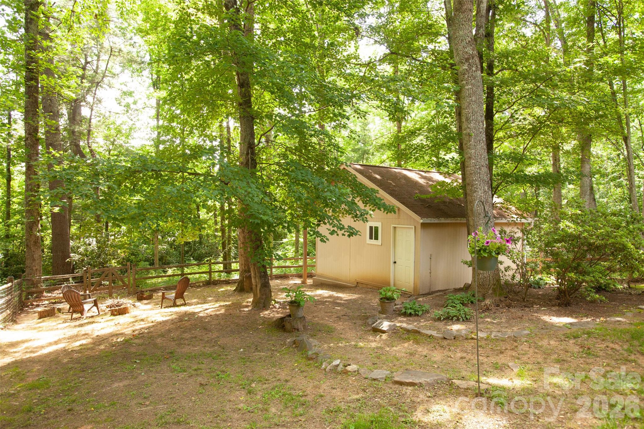 116 Vehorn Road Fairview, NC 28730 - Photo 4 of 29
