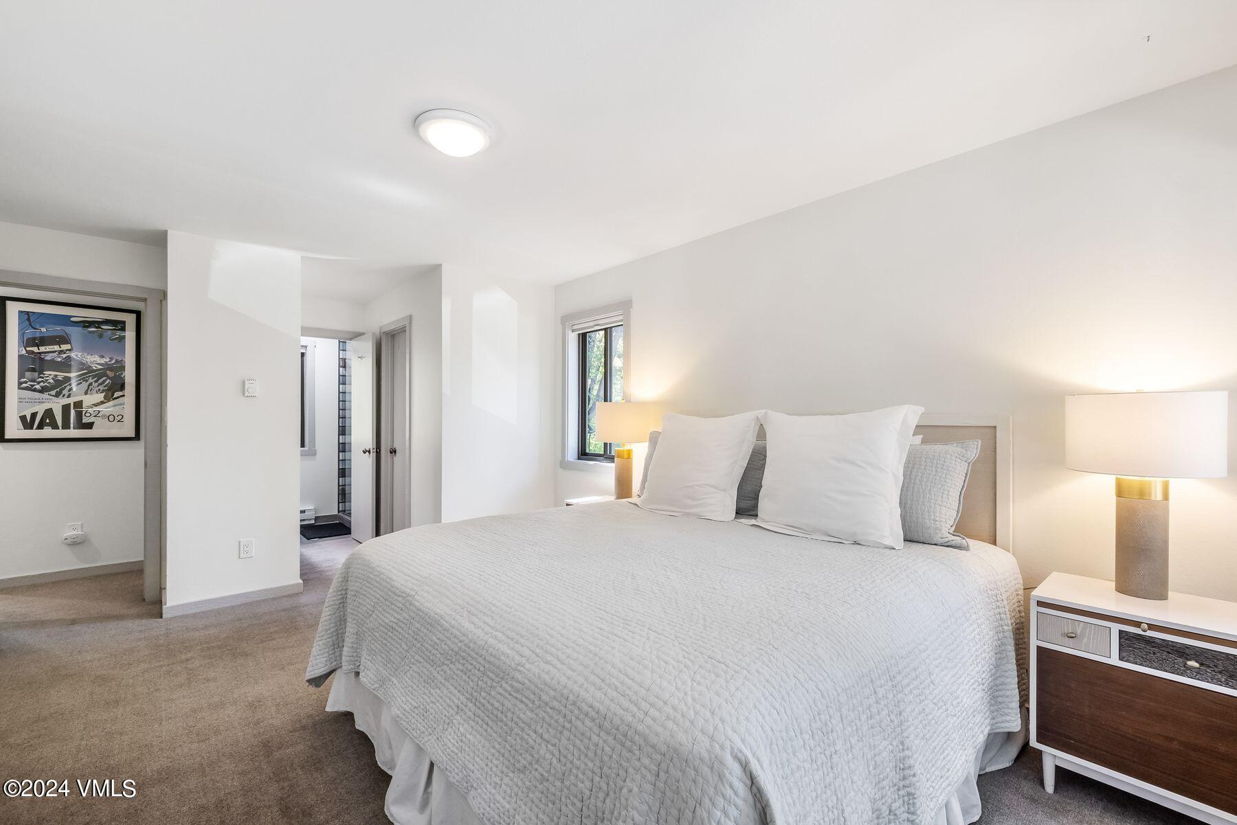 4770 Big Horn Road, Unit H4 Vail, CO 81657 - Photo 21 of 38 Primary Bedroom