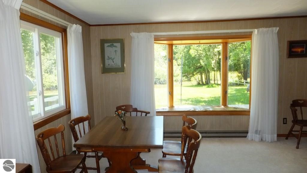 10891 Riverside Drive Honor, MI 49640 - Photo 6 of 28 1787601-5.JPG