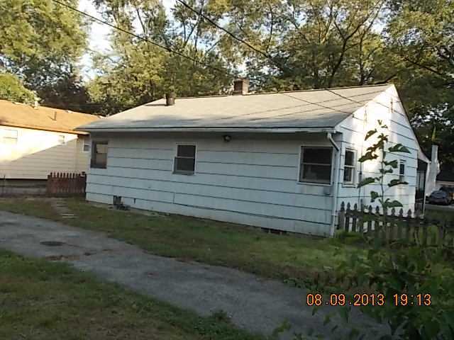 1676 Case Road Columbus, OH 43224 - Photo 3 of 12