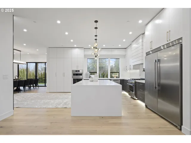 $1,590,000 | 590 West U Street, Washougal, WA 98671