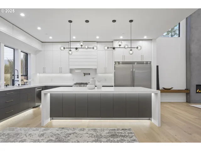 $1,590,000 | 590 West U Street, Washougal, WA 98671