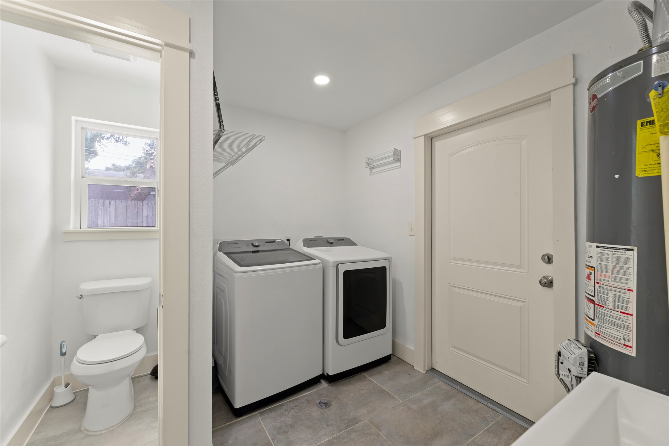 10611 Deerwood Road Houston, TX 77042 - Photo 25 of 35