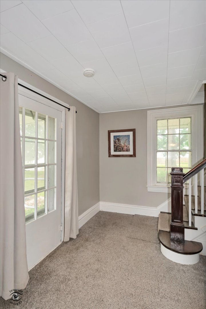 8 Bristol Ridge Road Bristol, IL 60512 - Photo 4 of 27 Gallery Image 4