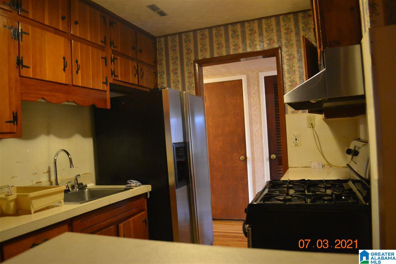 33 11th Avenue Southwest Birmingham, AL 35211 - Photo 13 of 18