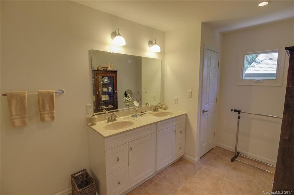 1029 Bounty Lane Tega Cay, SC 29708 - Photo 20 of 21 Gallery Image 20