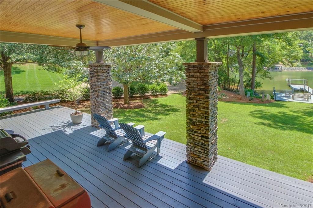 1029 Bounty Lane Tega Cay, SC 29708 - Photo 8 of 21 Gallery Image 8