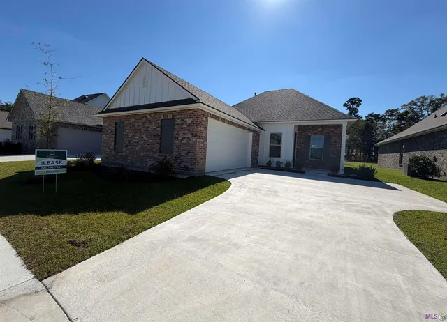 $2,795 | 3696 Waterbury Avenue, Baton Rouge, LA 70820