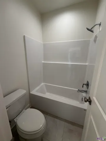 $2,795 | 3696 Waterbury Avenue, Baton Rouge, LA 70820