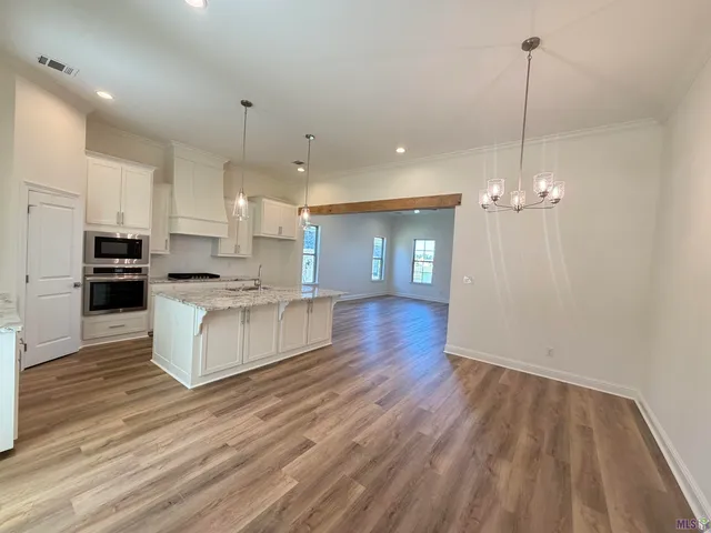 $2,795 | 3696 Waterbury Avenue, Baton Rouge, LA 70820