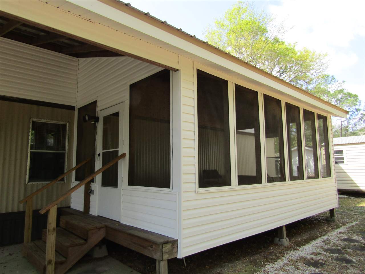 1811 Cristo Loop Lillian, AL 36549 - Photo 4 of 13 12x19 Screened