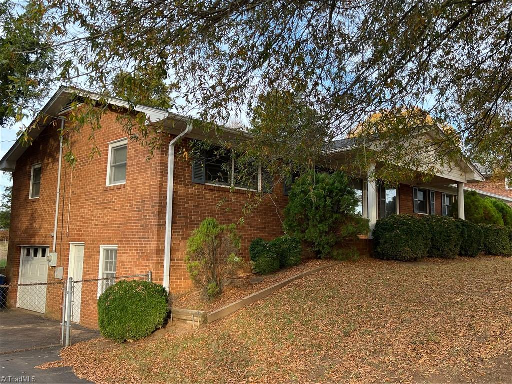 797 Sedge Garden Road Kernersville, NC 27284 - Photo 4 of 24