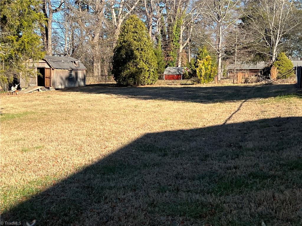 797 Sedge Garden Road Kernersville, NC 27284 - Photo 9 of 24 Fenced back yard