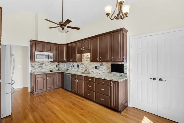 $615,000 | 204 Hickory Trail, White House, TN 37188