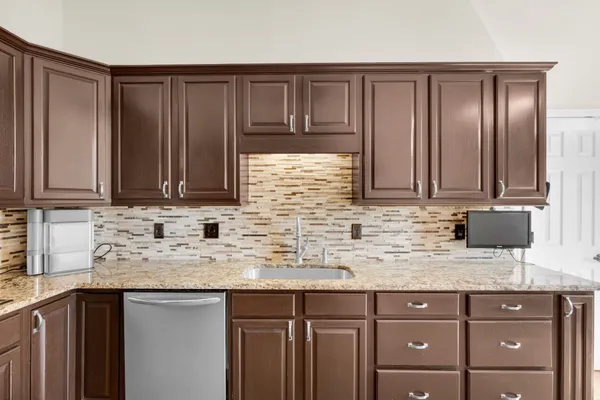 $615,000 | 204 Hickory Trail, White House, TN 37188