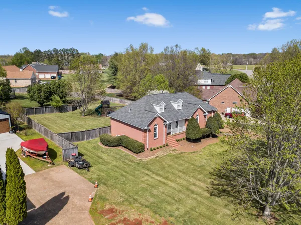 $615,000 | 204 Hickory Trail, White House, TN 37188