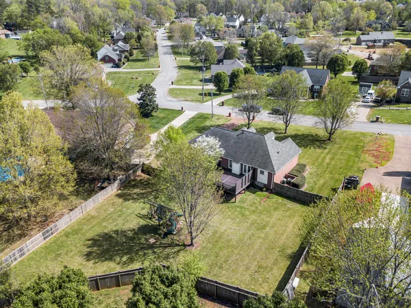 $615,000 | 204 Hickory Trail, White House, TN 37188
