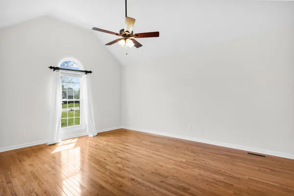 $615,000 | 204 Hickory Trail, White House, TN 37188