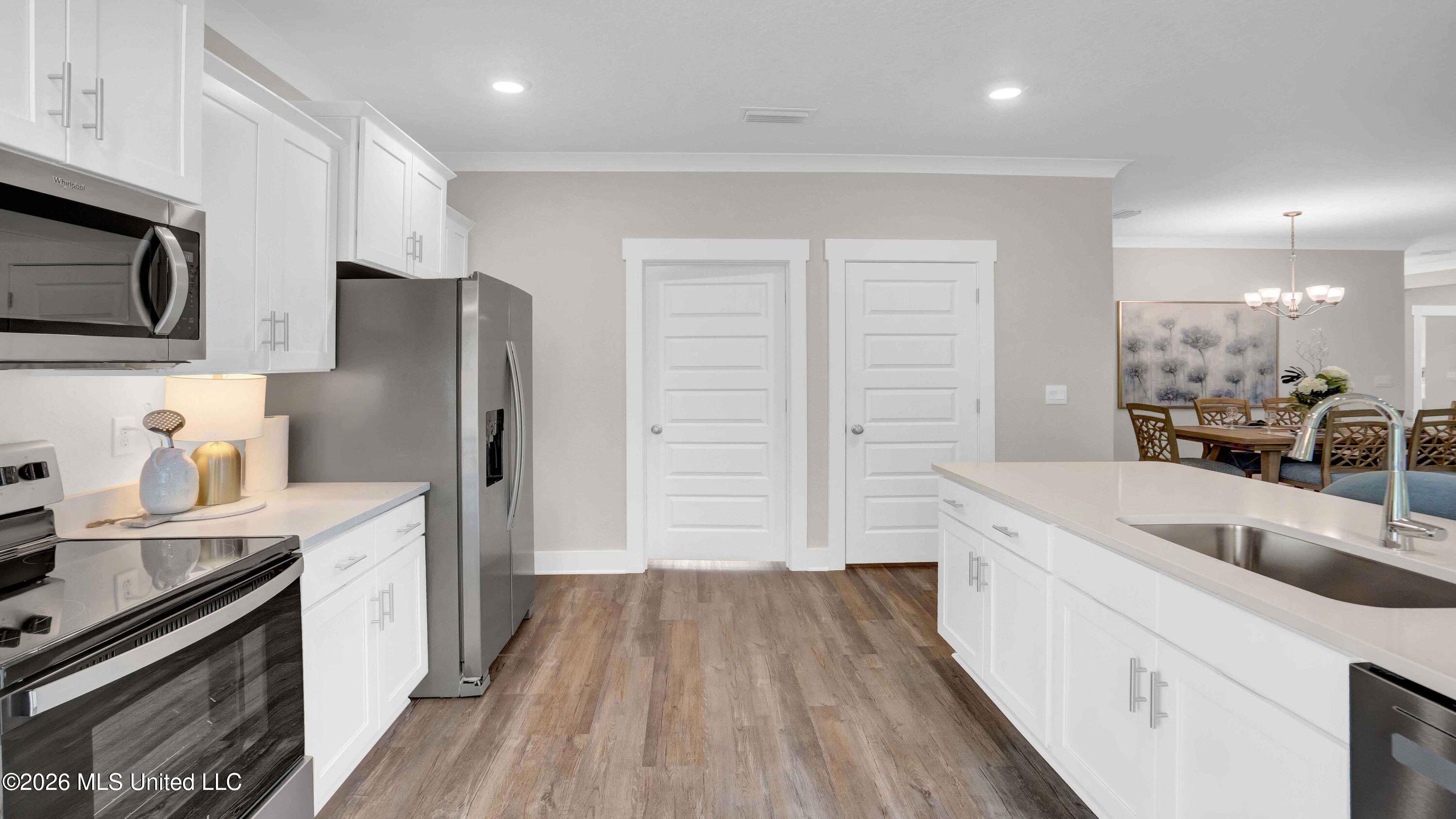 13317 Sarsen Loop Vancleave, MS 39565 - Photo 6 of 40 06 Kitchen