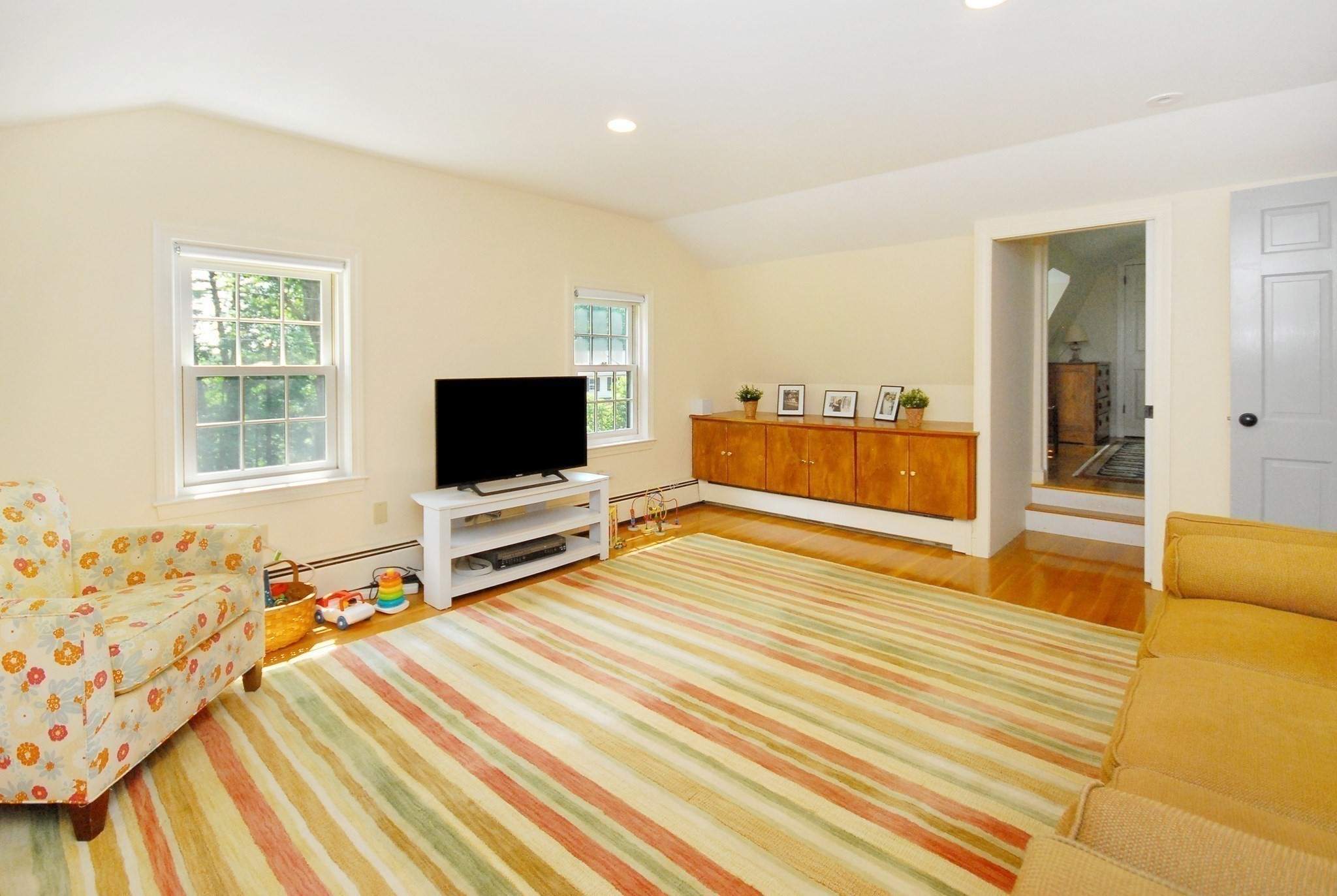 46 Tarbell Spring Road Concord, MA 01742 - Photo 7 of 34 Gallery Image 7