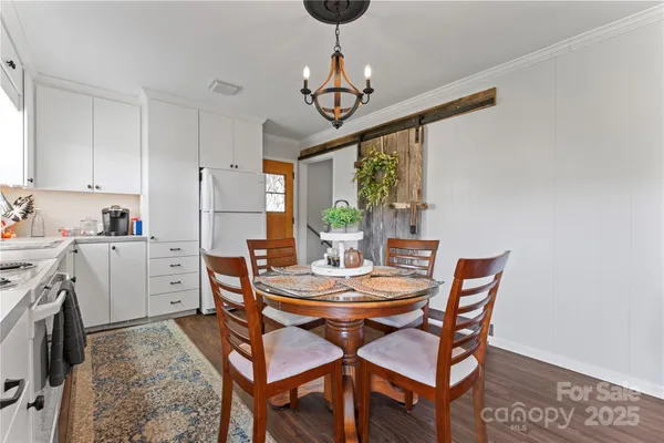 $1,150,000 | 36984 B Carter Road, New London, NC 28127