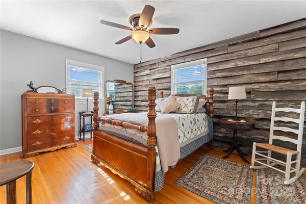 $1,150,000 | 36984 B Carter Road, New London, NC 28127