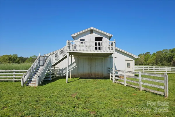 $1,150,000 | 36984 B Carter Road, New London, NC 28127
