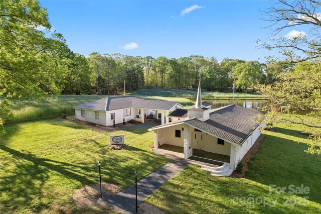 $1,300,000 | 36984 B Carter Road, New London, NC 28127