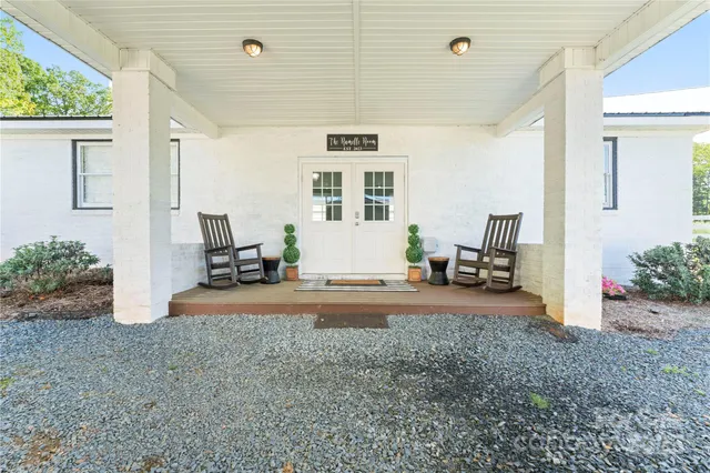 $1,300,000 | 36984 B Carter Road, New London, NC 28127