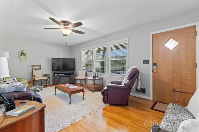 $1,300,000 | 36984 B Carter Road, New London, NC 28127