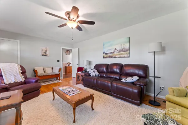 $1,150,000 | 36984 B Carter Road, New London, NC 28127