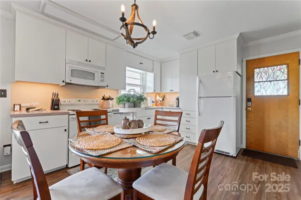$1,150,000 | 36984 B Carter Road, New London, NC 28127