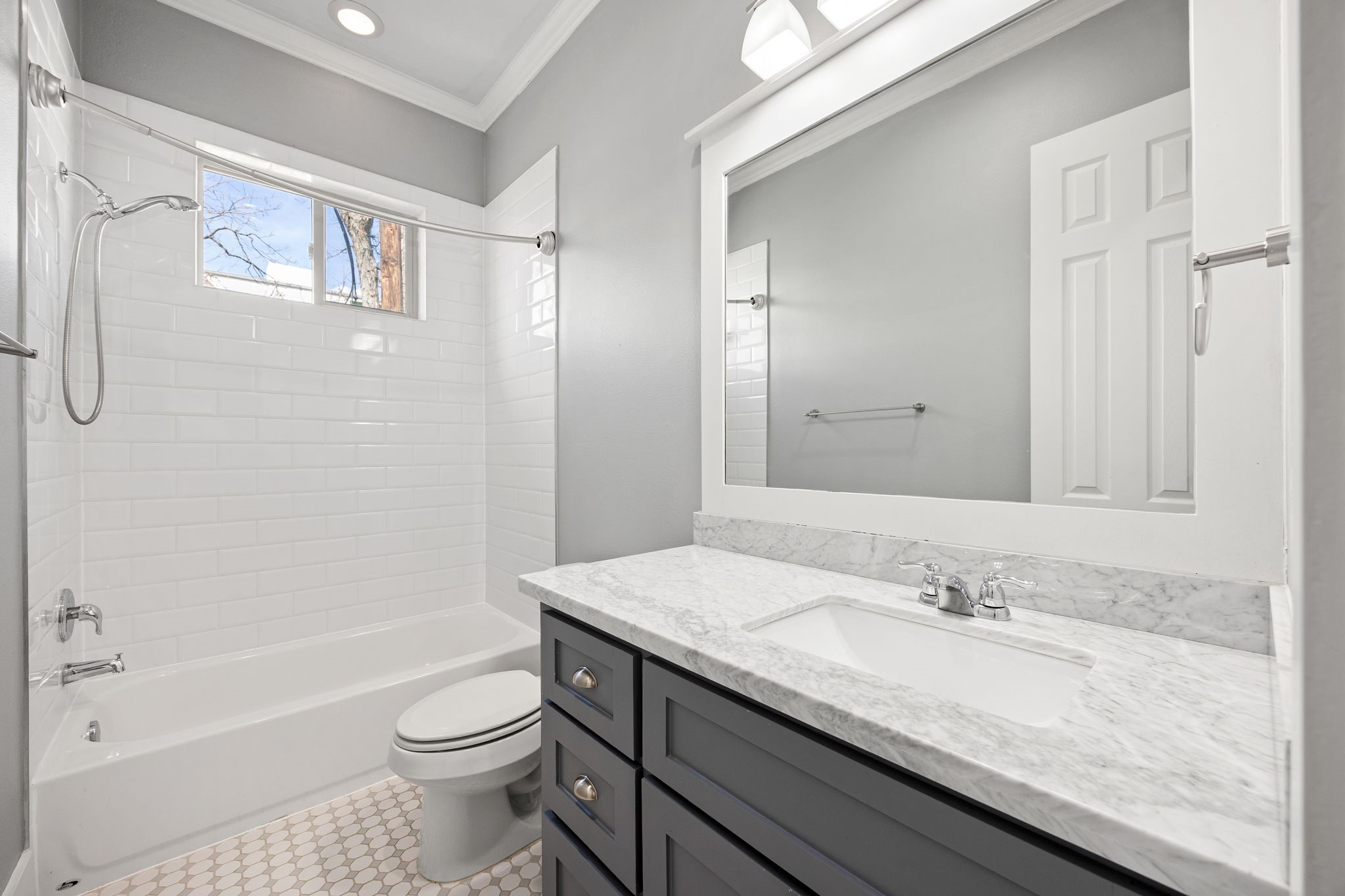 519 East 28th Street Houston, TX 77008 - Photo 28 of 35