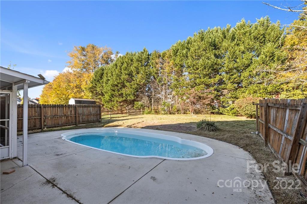 12443 Cardinal Point Road Charlotte, NC 28269 - Photo 27 of 36 Gallery Image 27