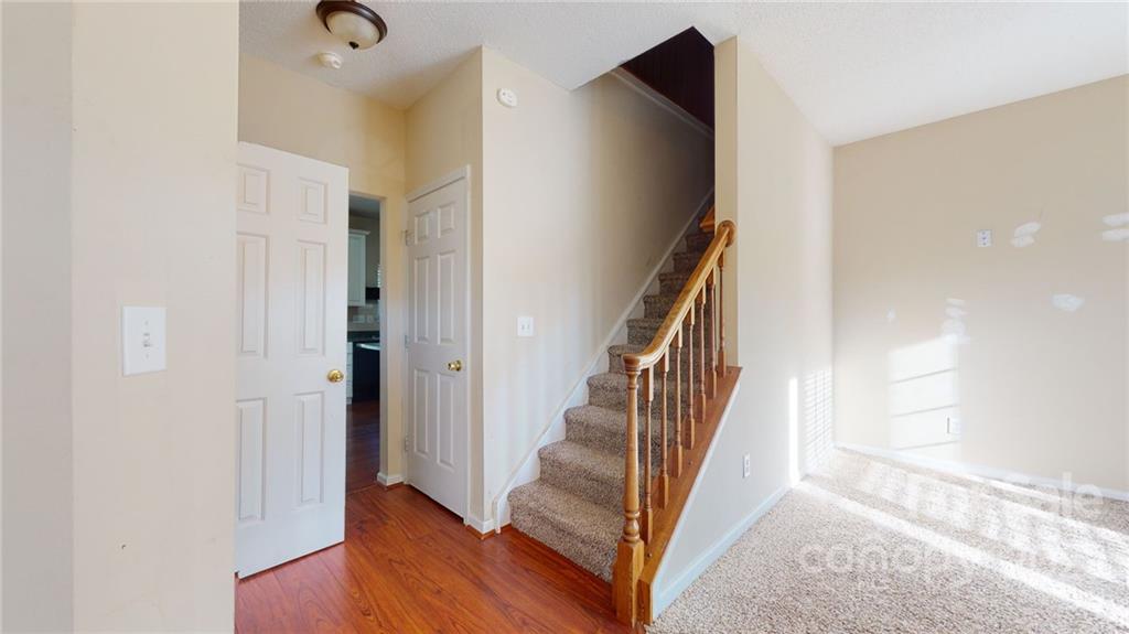 12443 Cardinal Point Road Charlotte, NC 28269 - Photo 6 of 36 Gallery Image 6
