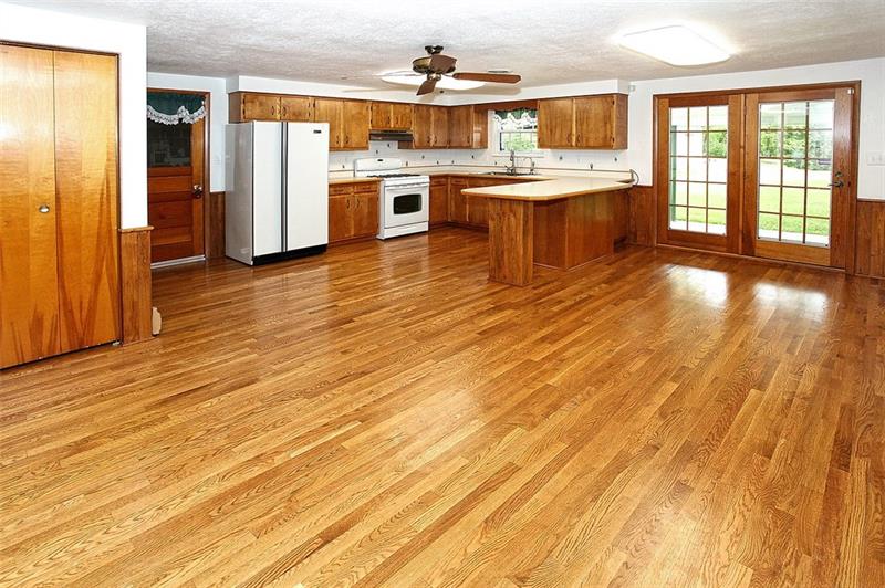 2443 Rochester Road Sewickley, PA 15143 - Photo 4 of 18 Gallery Image 4
