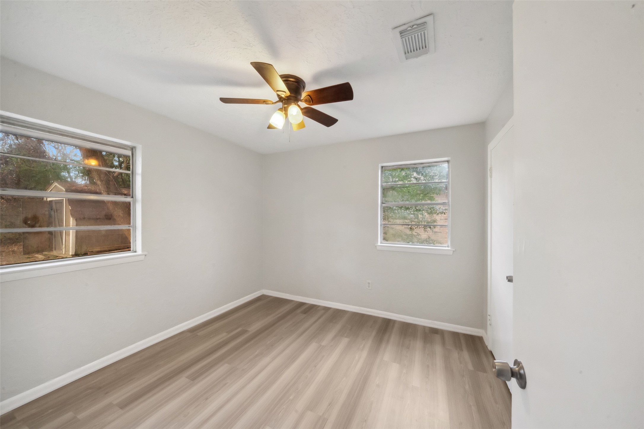 602 Reverse Street Conroe, TX 77301 - Photo 15 of 21 Bedroom #2