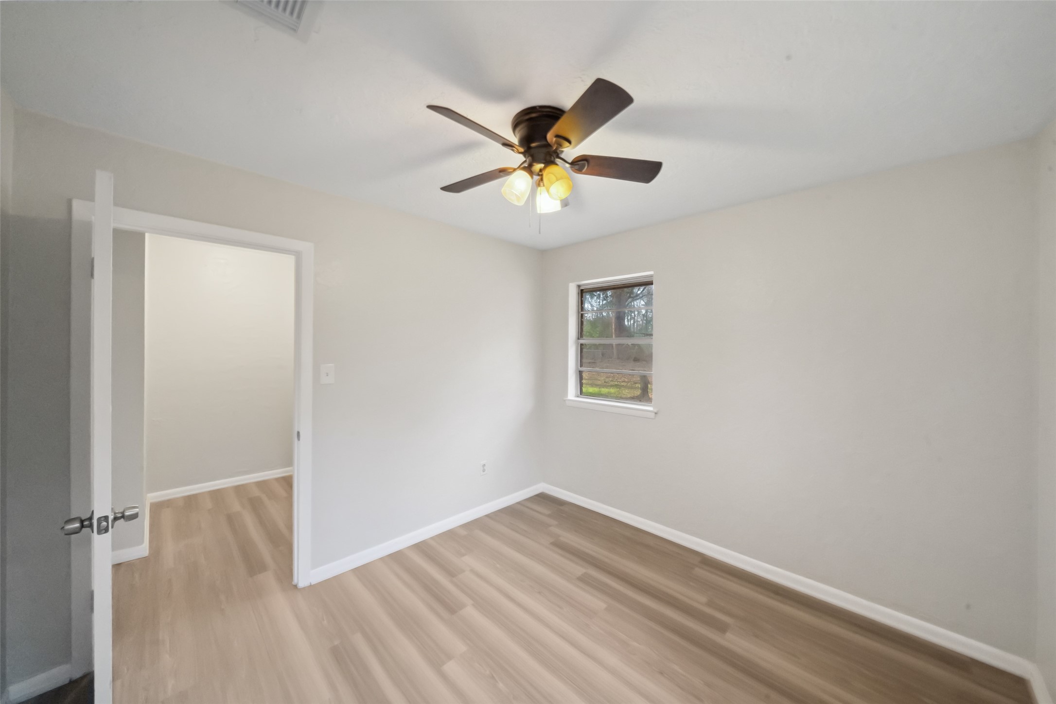 602 Reverse Street Conroe, TX 77301 - Photo 16 of 21 Bedroom #2