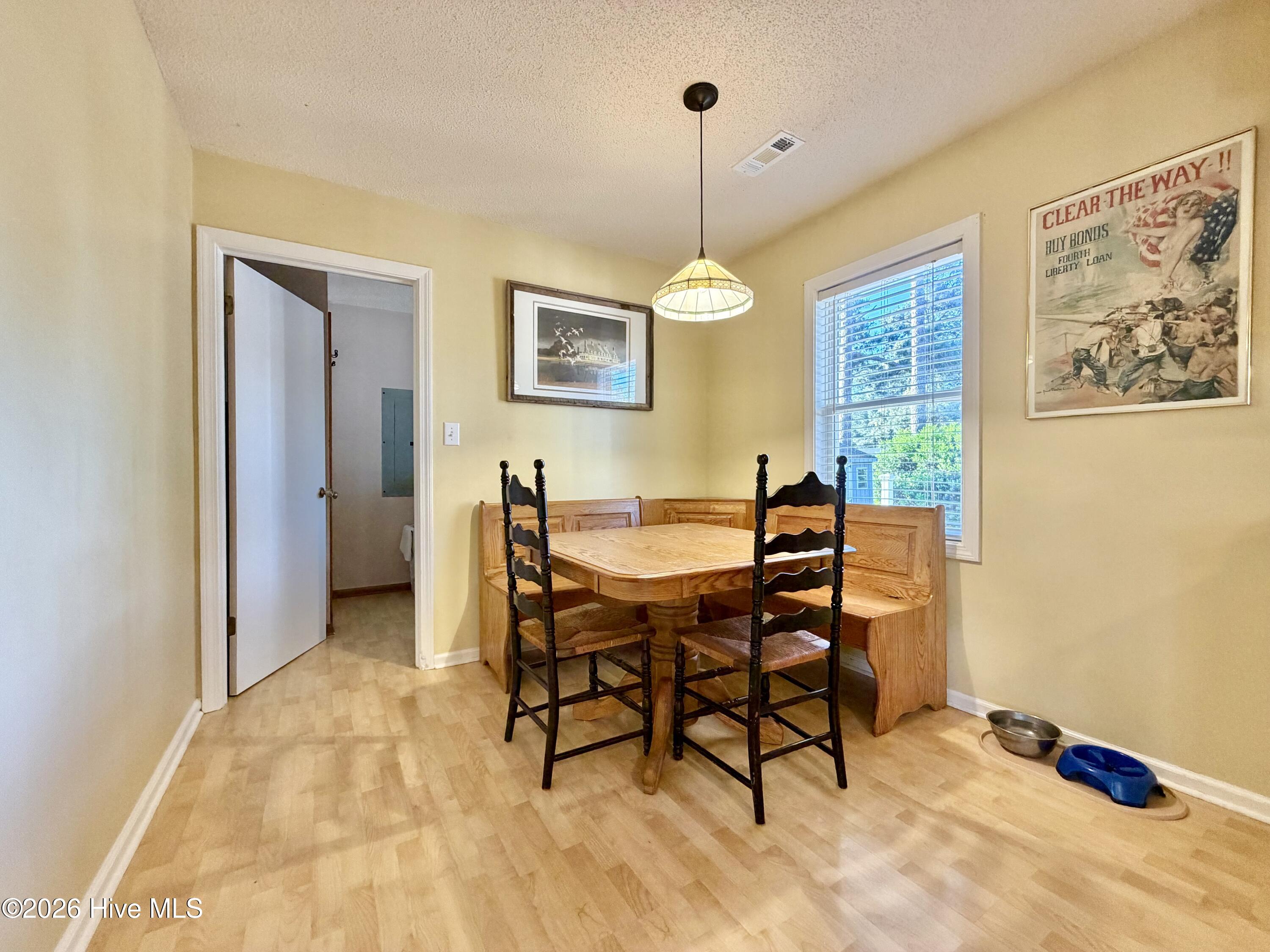 378 Country Club Road Camden, NC 27921 - Photo 13 of 30 20-Interior Dining