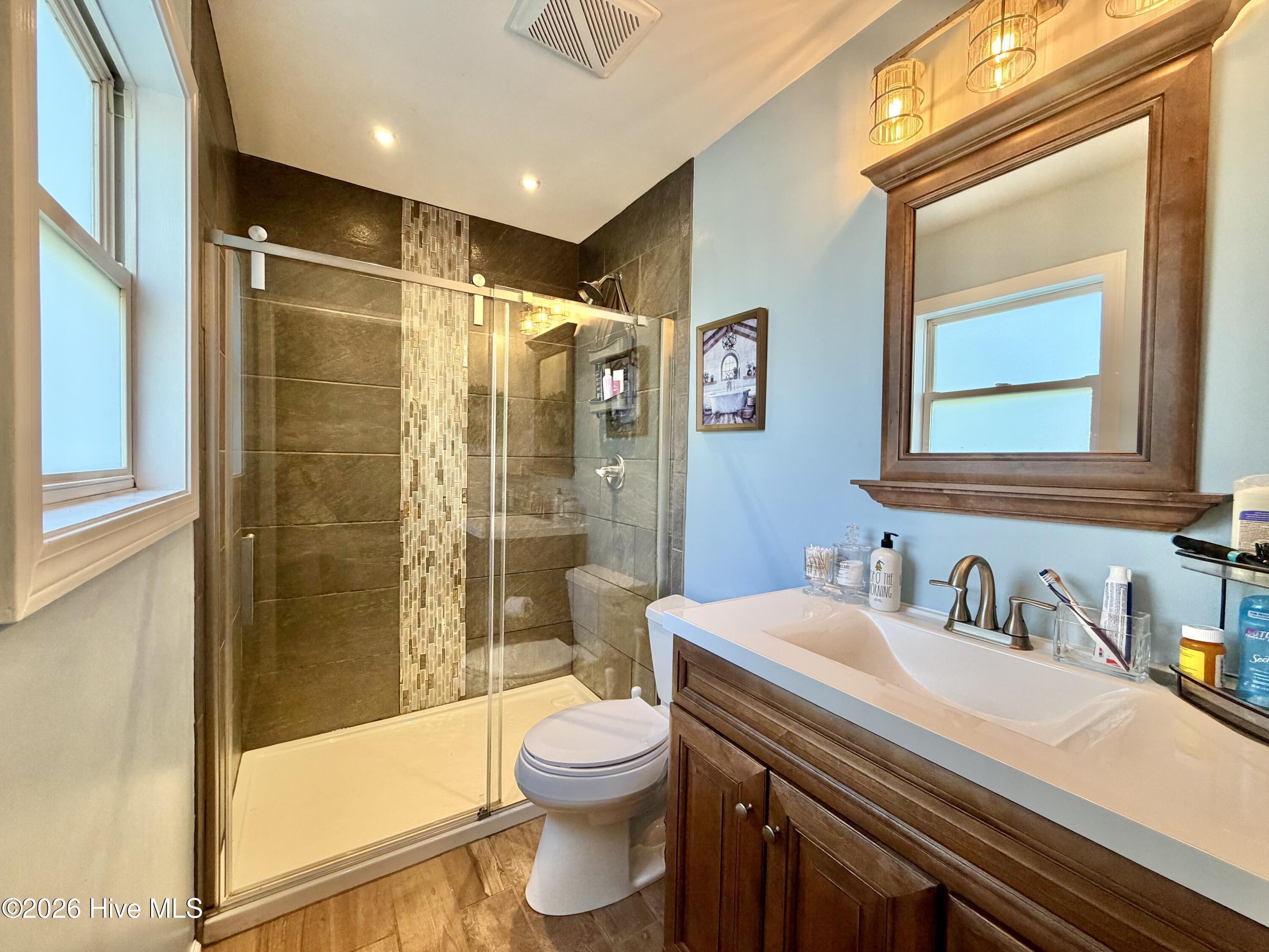 378 Country Club Road Camden, NC 27921 - Photo 17 of 30 27-Interior Masterbath
