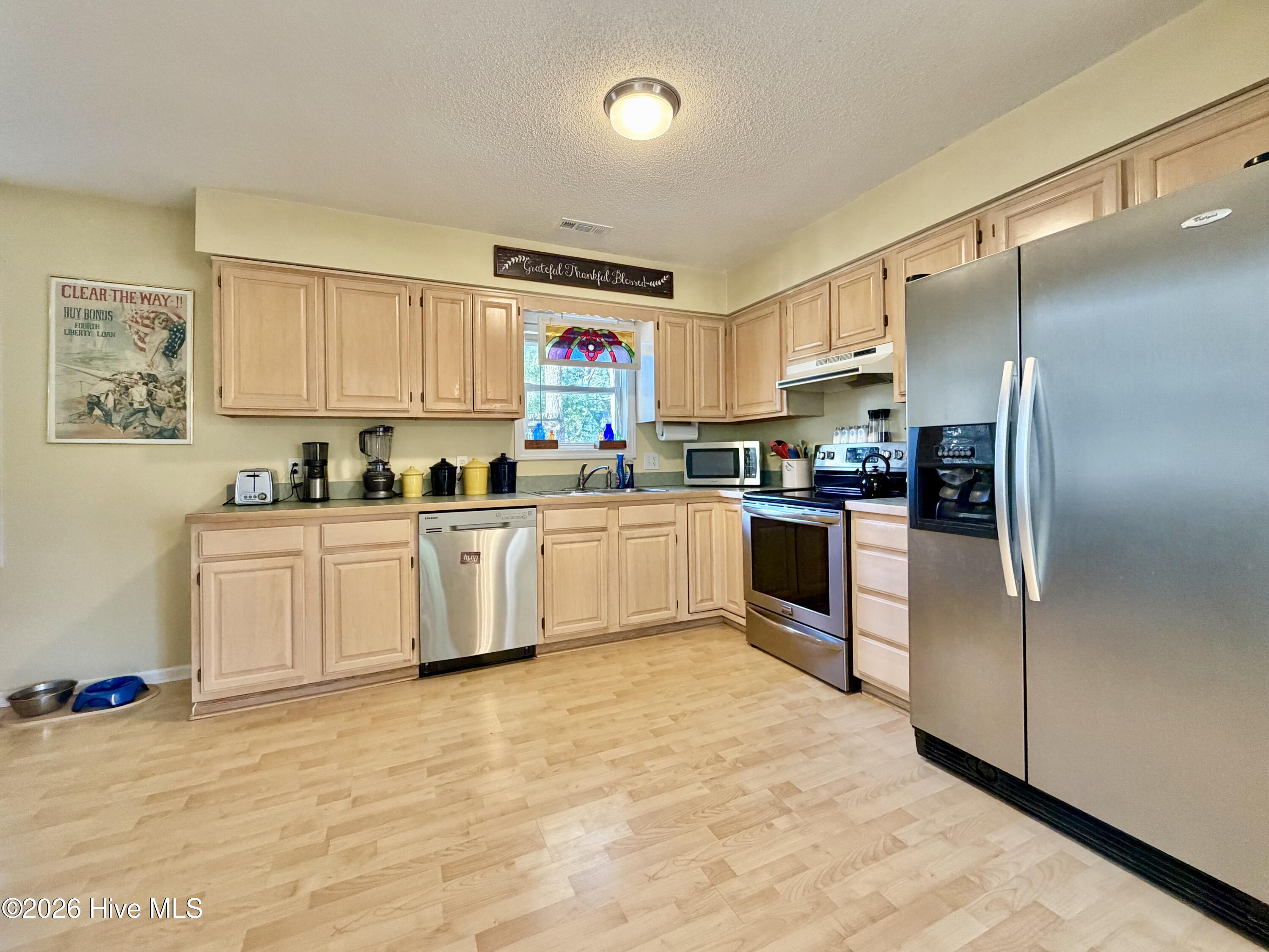 378 Country Club Road Camden, NC 27921 - Photo 9 of 30 16-Interior Kitchen