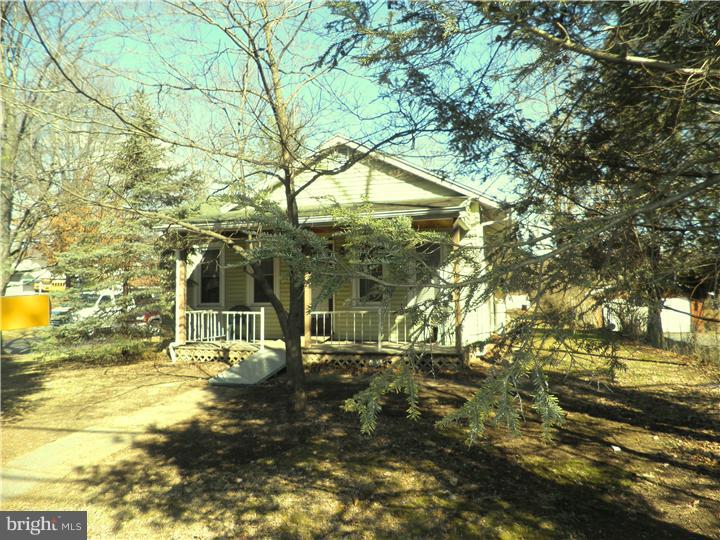 1011 Shelbourne Road Reading, PA 19606 - Photo 1 of 10