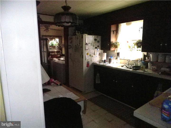 1011 Shelbourne Road Reading, PA 19606 - Photo 8 of 10