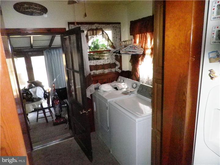 1011 Shelbourne Road Reading, PA 19606 - Photo 9 of 10