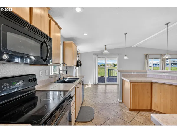 $375,000 | 47 Van Hoy Road, Goldendale, WA 98620