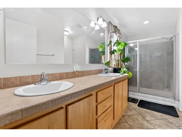 $375,000 | 47 Van Hoy Road, Goldendale, WA 98620