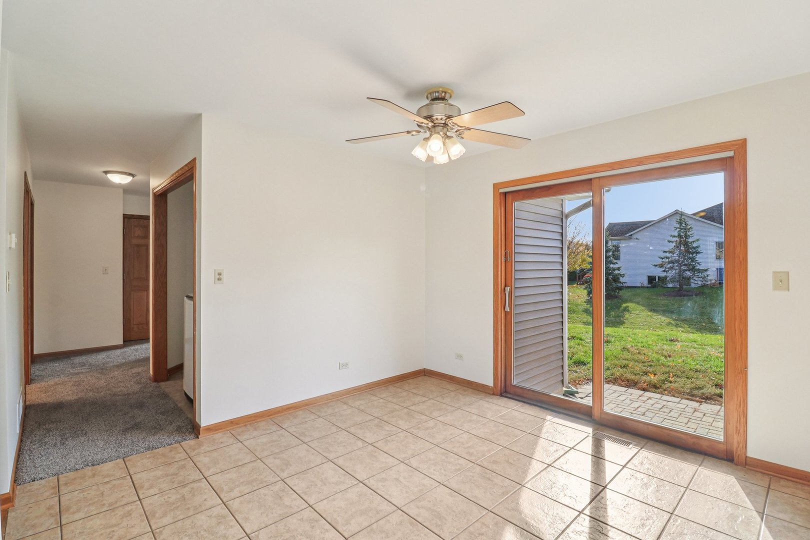 905 Randall Court Marengo, IL 60152 - Photo 13 of 28 a view of empty room with window