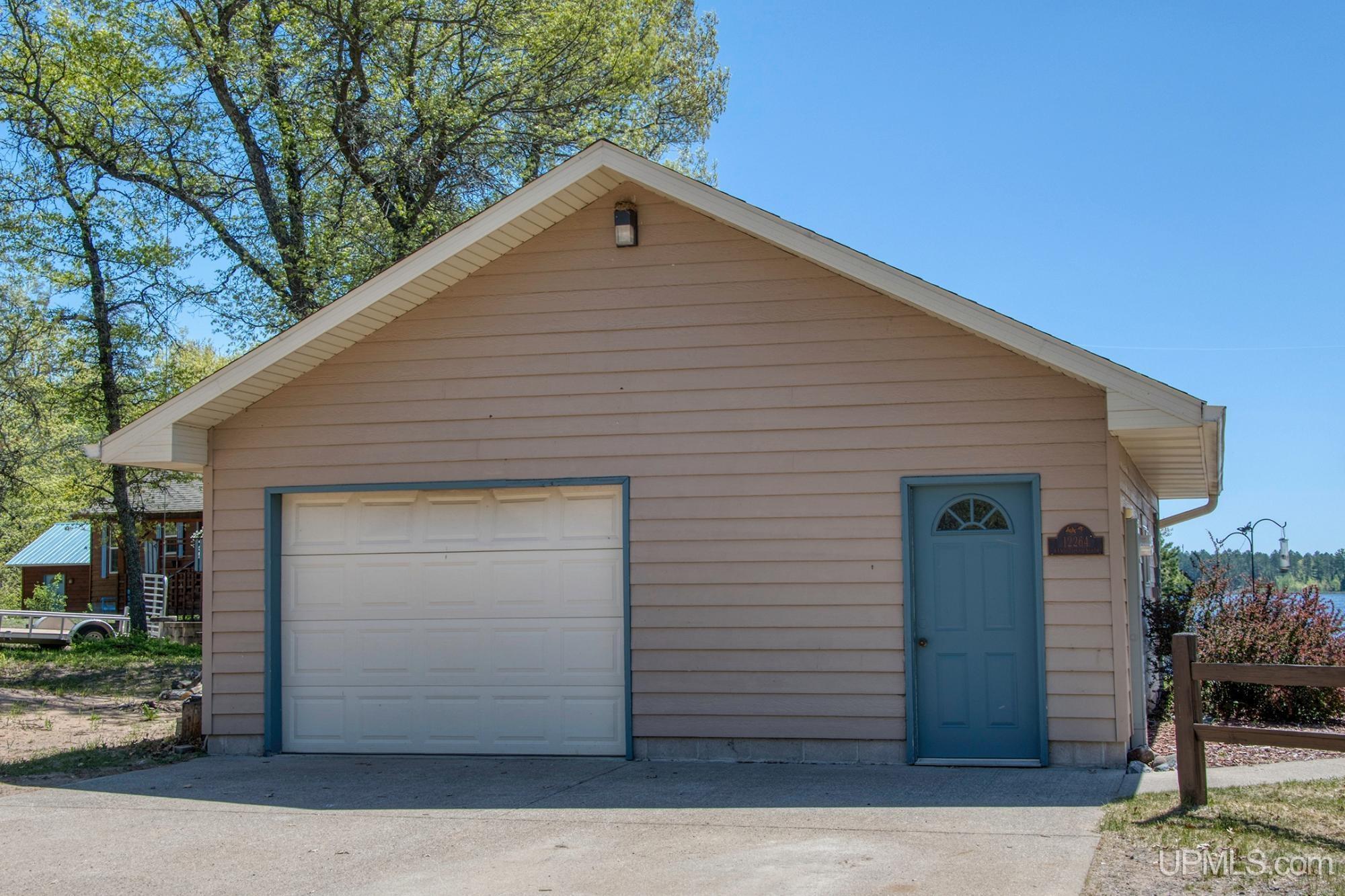 12264 North Randolph Road Watton, MI 49970 - Photo 8 of 38