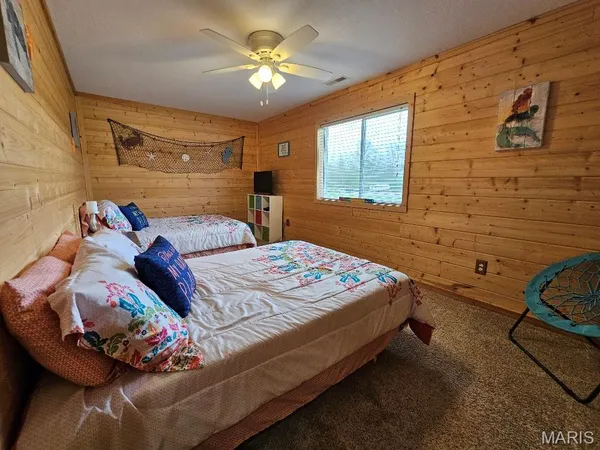 $199,900 | 736 Carter Street, Van Buren, MO 63965